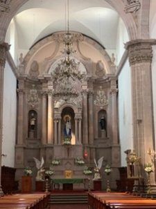 ¿Tresguerras Héroe o Villano? 5 Interior iglesia 2