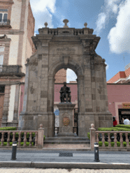 ¿Tresguerras, fraile, arquitete o ninguno? 3 maausoleo tresguerras