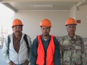 Tres de Mayo día de la Santa Cruz 5 Trabajadores de la constriccion albaniles
